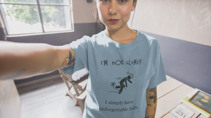 i'M nOt cLuMsY (Adult Unisex T-shirt)